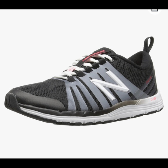 New Balance Shoes - Women’s New Balance 811 walking shoes. Size 11